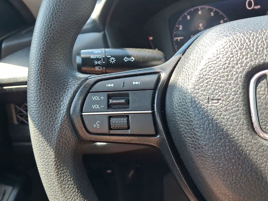 Certified 2025 Honda Accord SE image 17