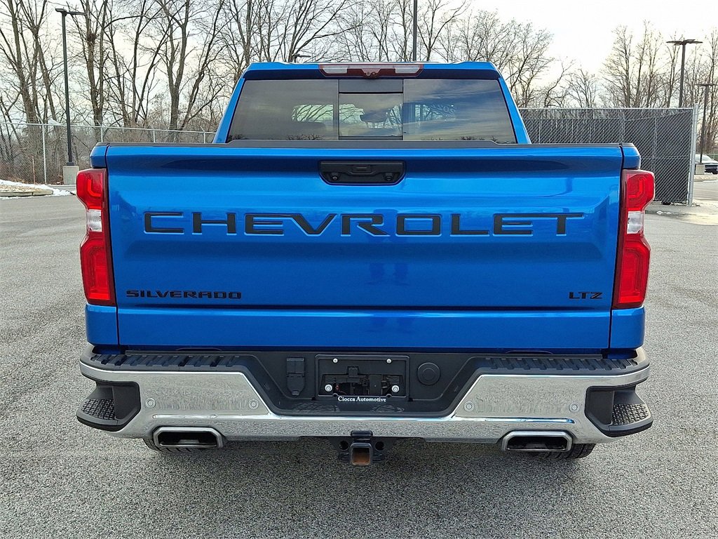 Used 2022 Chevrolet Silverado 1500 LTZ w/ LTZ Premium Package image 9