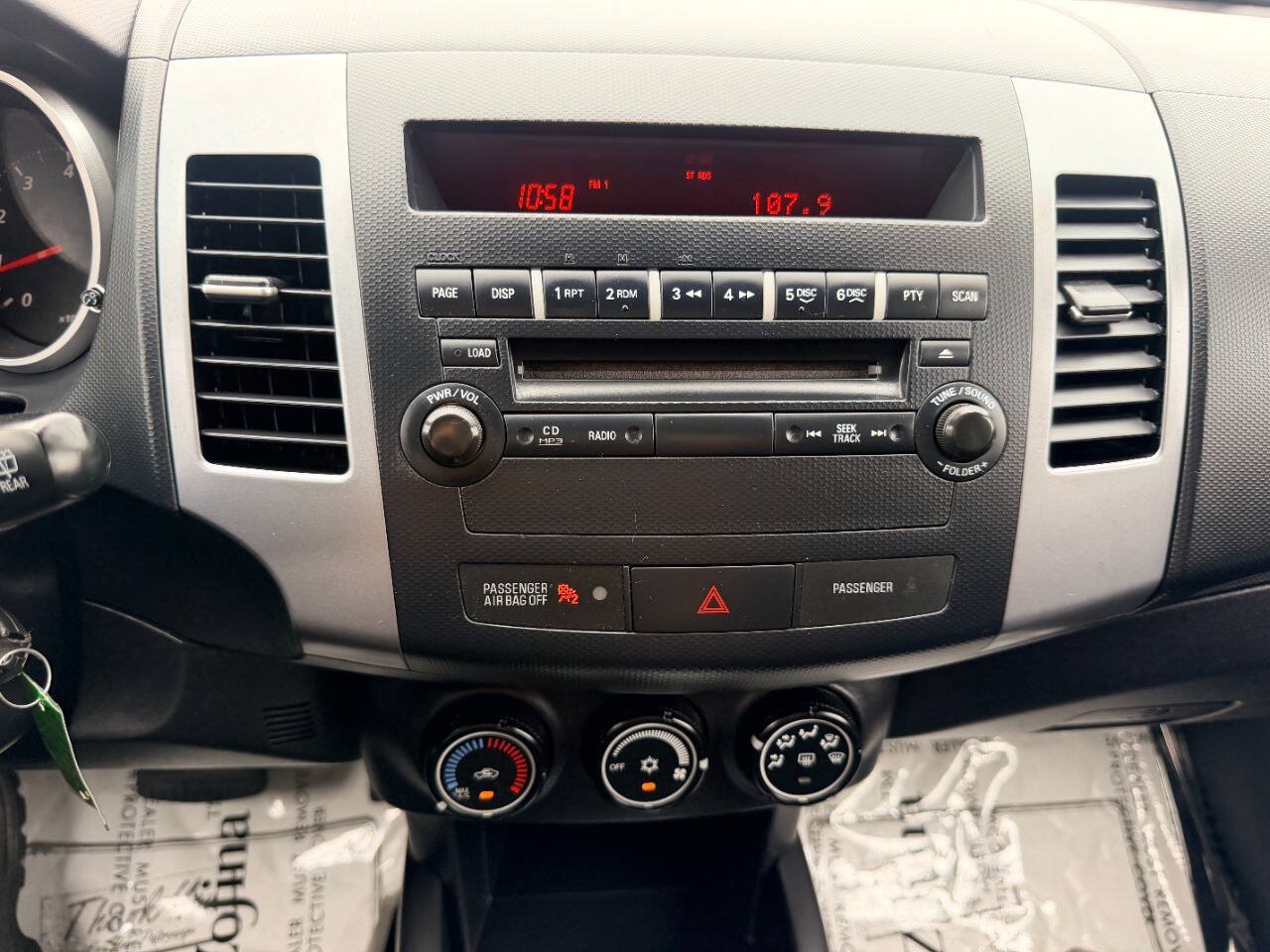 Used 2010 Mitsubishi Outlander ES AWD/4WD image 32
