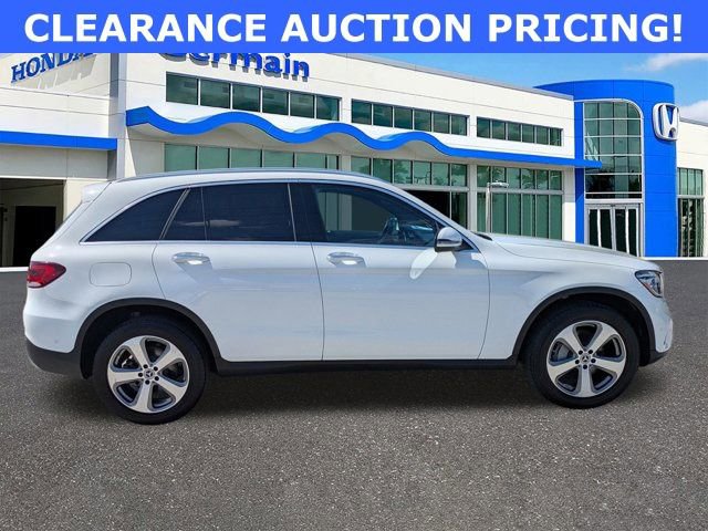 Used 2022 Mercedes-Benz GLC 300 w/ Premium Package Lite image 4