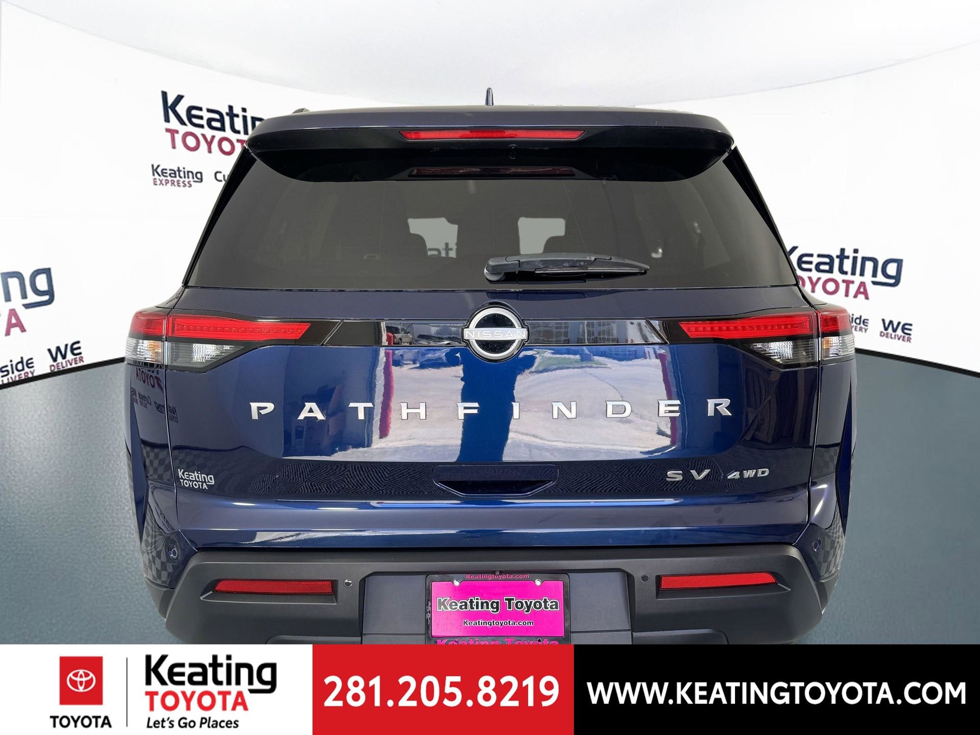 Used 2024 Nissan Pathfinder SV image 6