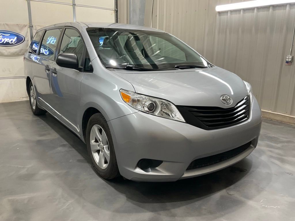 Used 2015 Toyota Sienna L