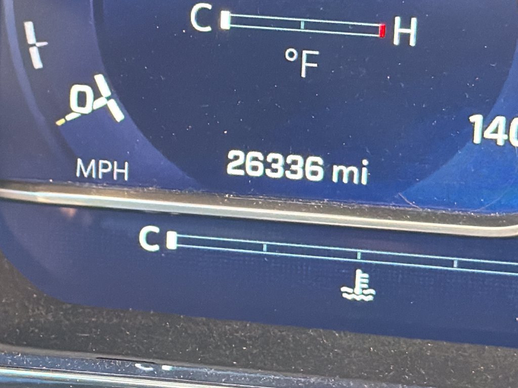 Used 2025 Chevrolet Silverado 1500 LT w/ Z71 Off-Road Package AWD/4WD image 4