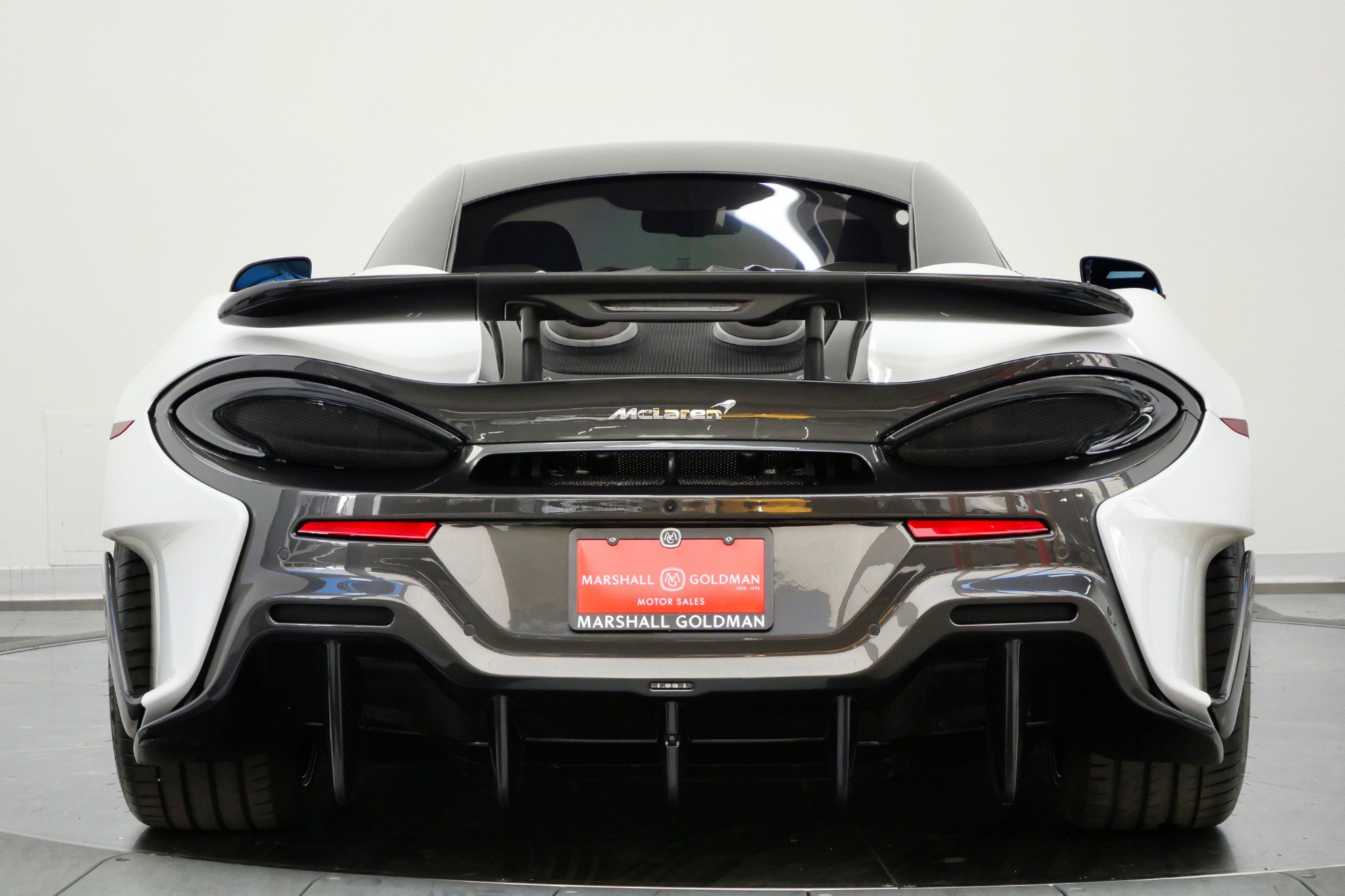 Used 2019 McLaren 600LT RWD image 7