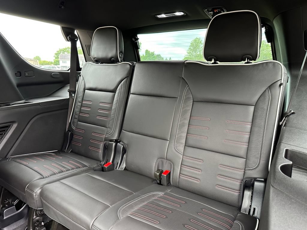 New 2026 GMC Yukon AT4 Ultimate w/ LPO, Floor Liner Package AWD/4WD image 45