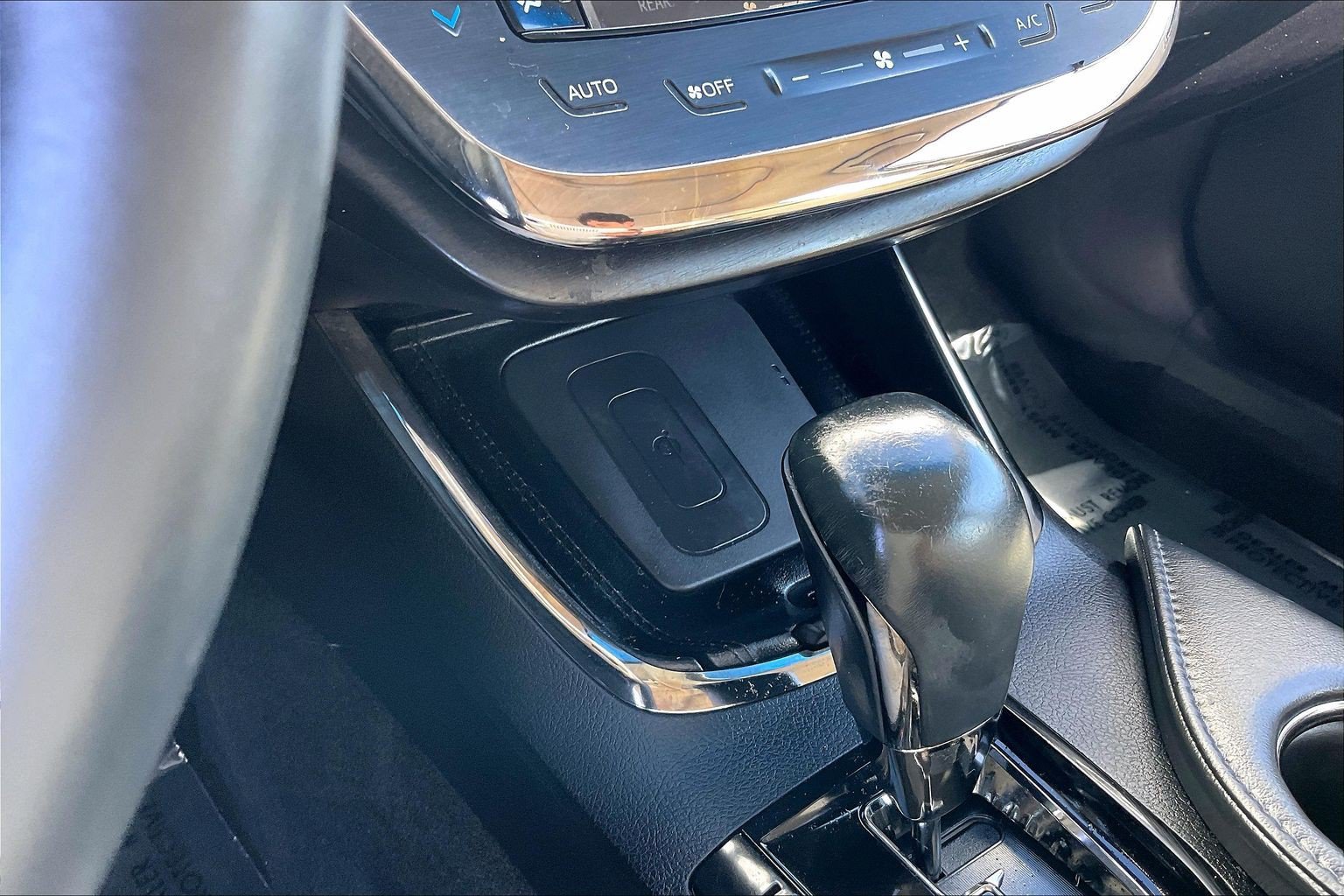 Used 2016 Toyota Avalon Limited FWD image 37