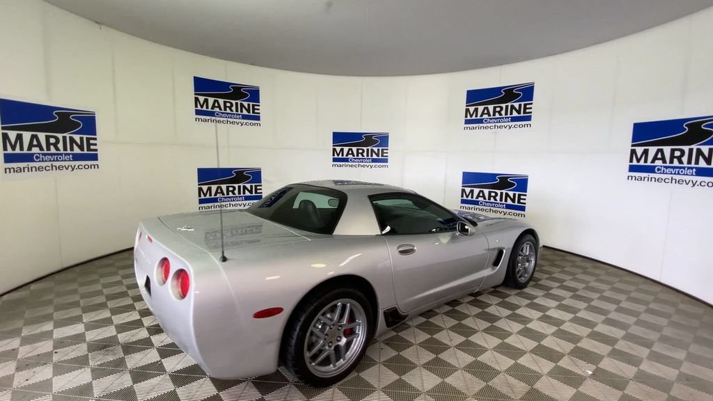 Used 2003 Chevrolet Corvette Z06 RWD image 2