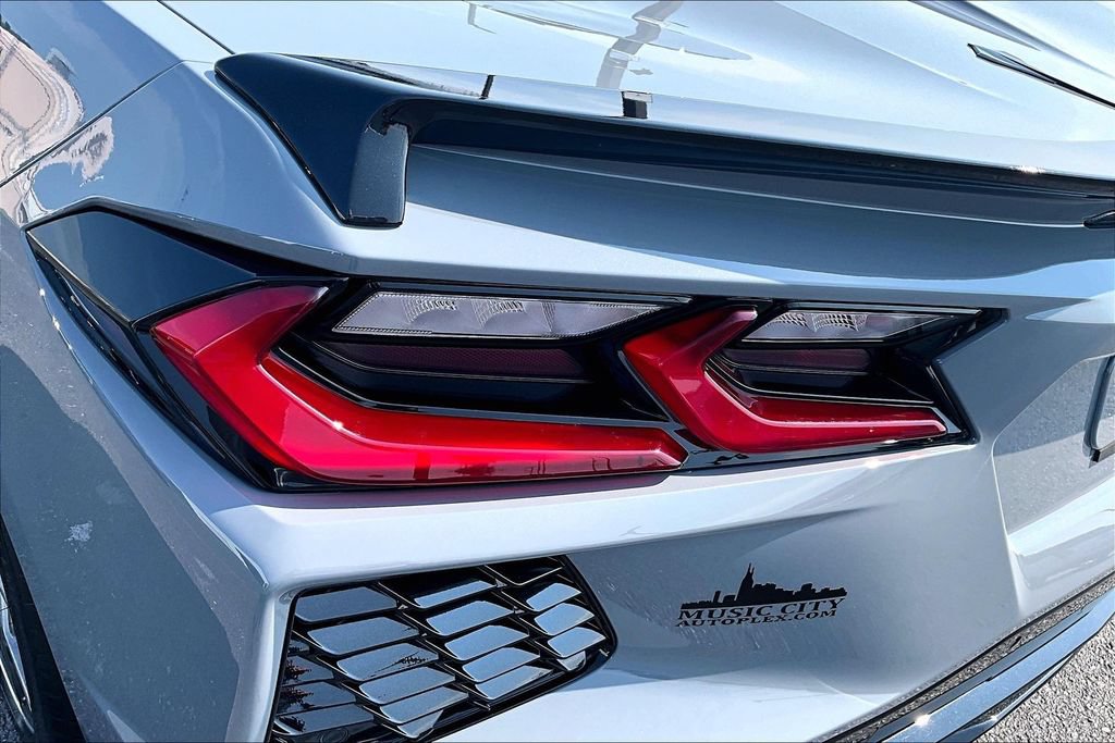 Used 2025 Chevrolet Corvette Stingray Preferred Conv w/ Z51 Performance Package RWD image 24