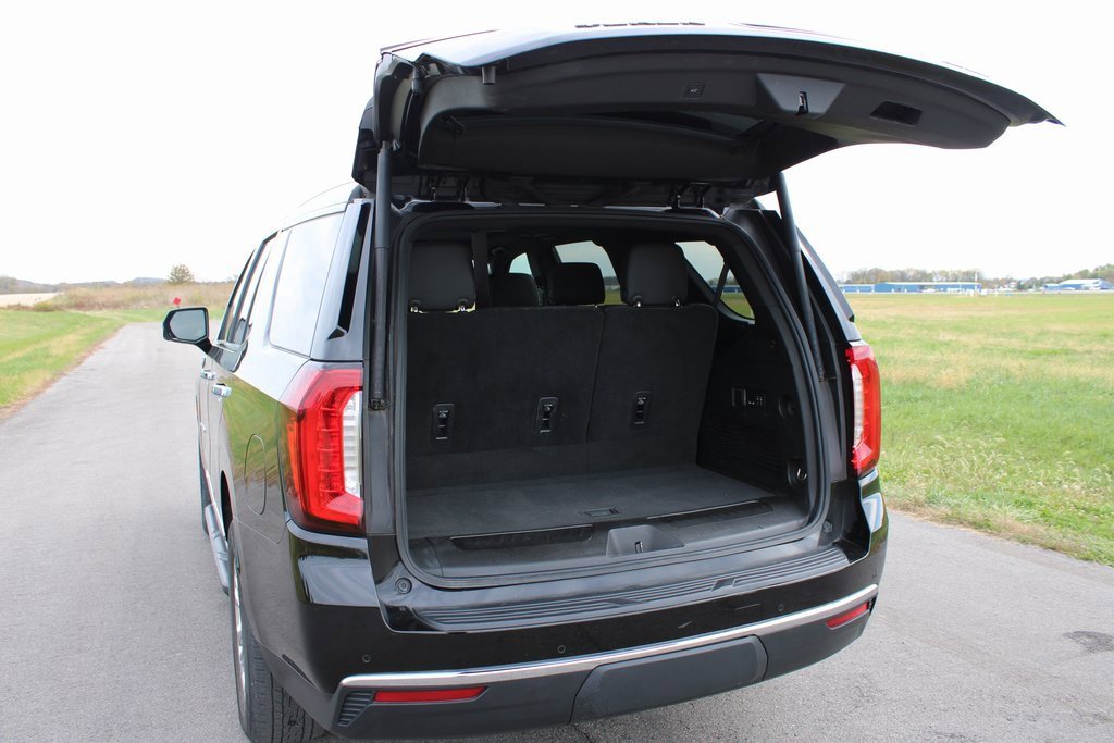 Used 2021 GMC Yukon SLT w/ SLT Premium Package image 40