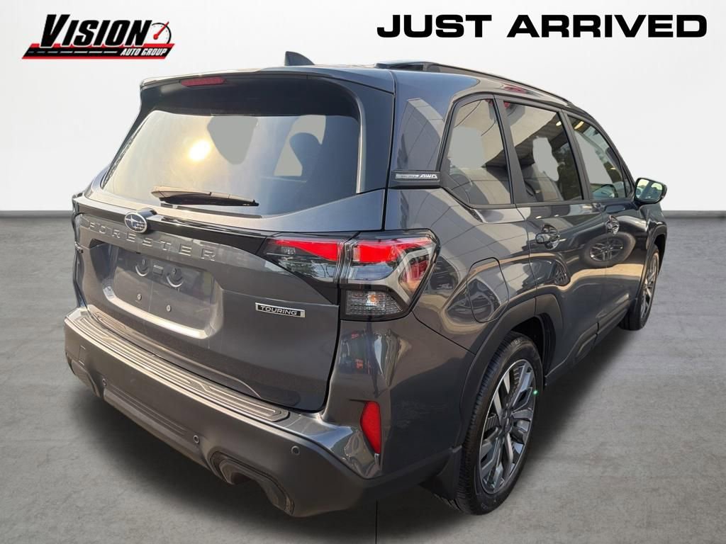 Used 2025 Subaru Forester Touring AWD/4WD image 3
