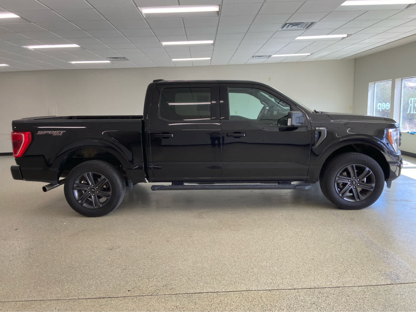 Used 2023 Ford F150 XLT w/ Equipment Group 302A High AWD/4WD image 7