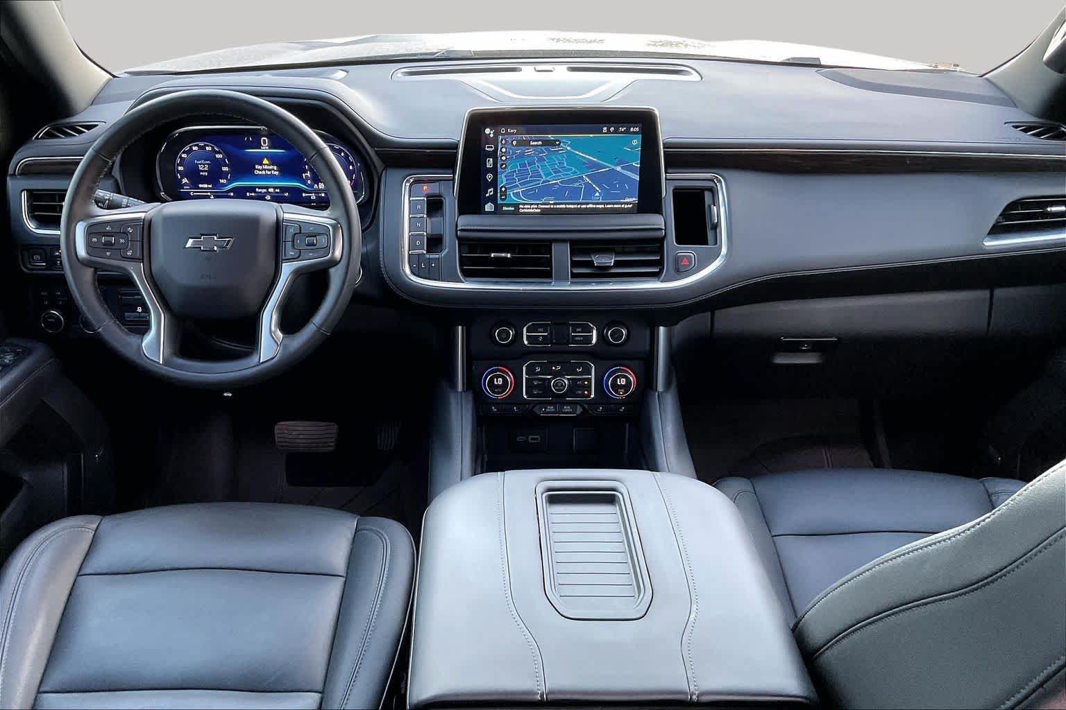 Used 2024 Chevrolet Tahoe Z71 w/ Luxury Package AWD/4WD image 16