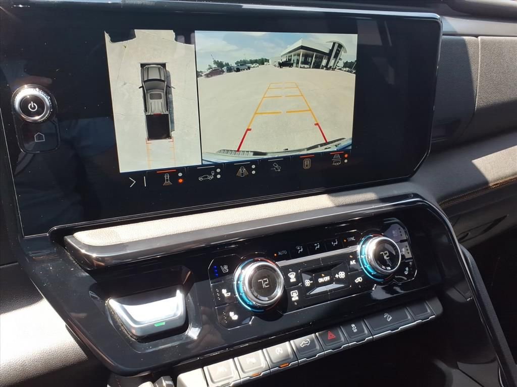 Used 2025 GMC Sierra 1500 AT4 w/ AT4 Premium Package AWD/4WD image 31