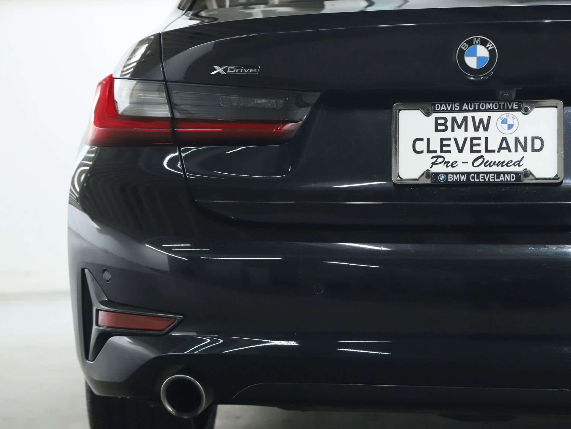 Used 2021 BMW 330e xDrive w/ Premium Package image 45