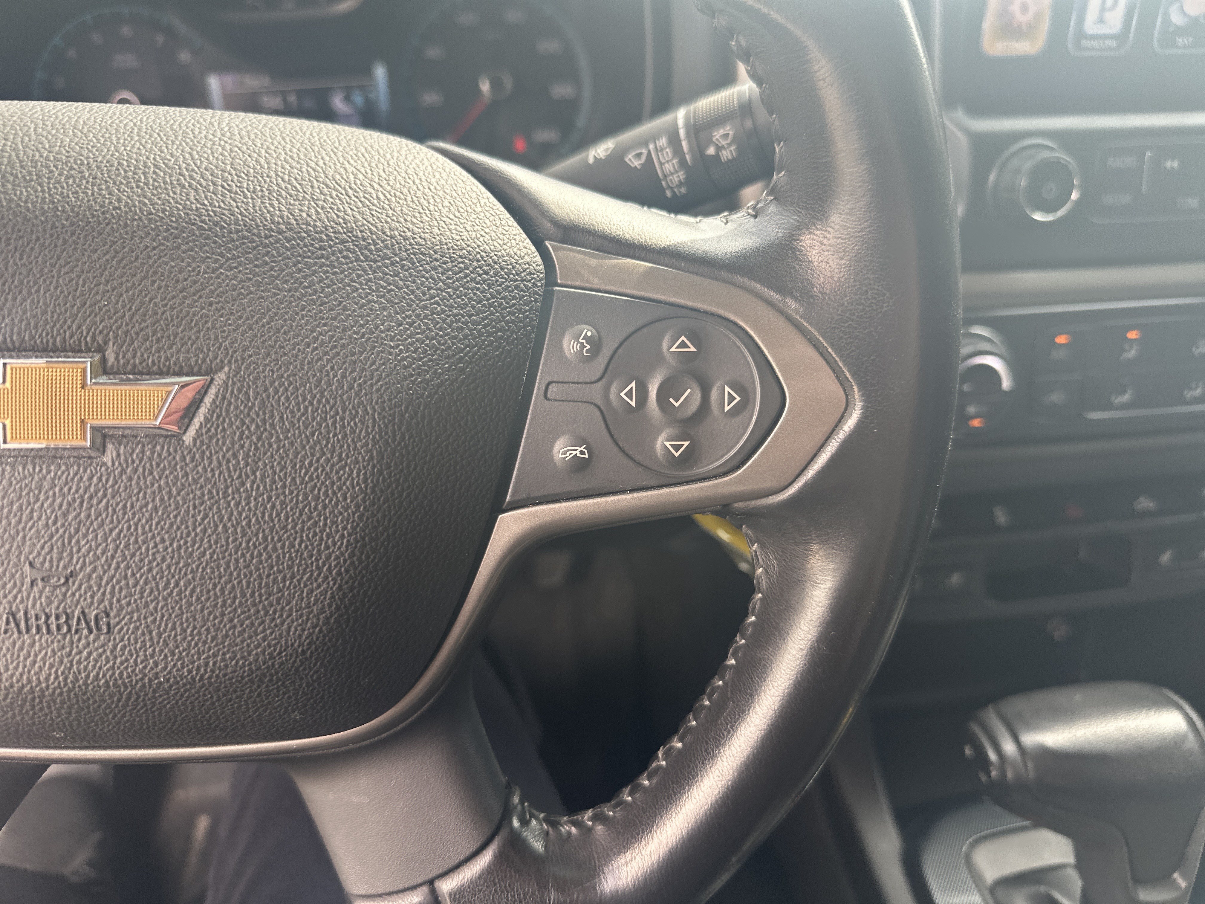 Used 2016 Chevrolet Colorado Z71 AWD/4WD image 19