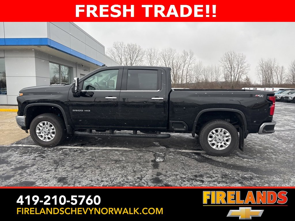 Used 2024 Chevrolet Silverado 3500 LTZ w/ Snow Plow Prep/Camper Package image 27
