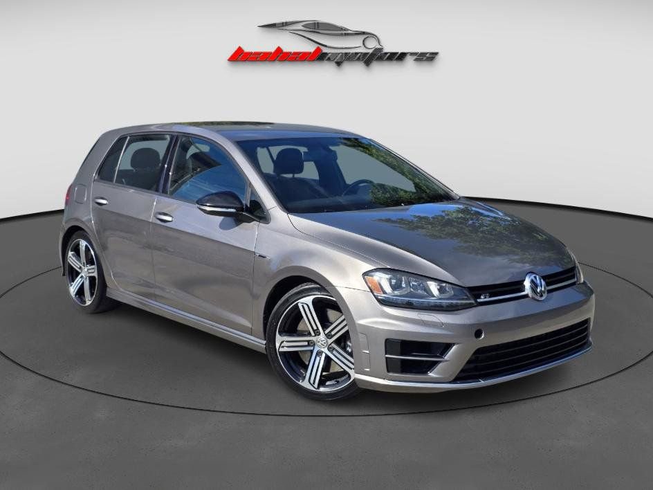 Used 2016 Volkswagen Golf 4-Door image 1