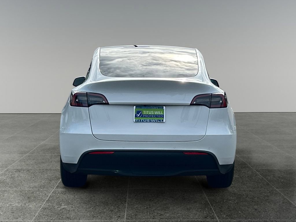 Used 2021 Tesla Model Y Long Range AWD/4WD image 6