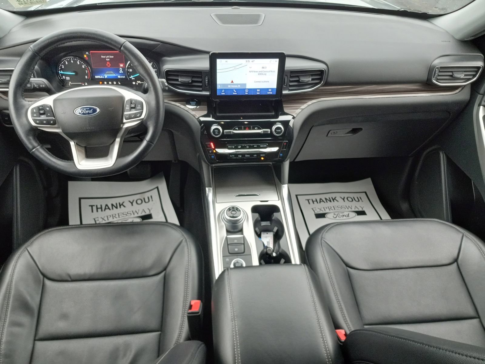 Used 2023 Ford Explorer Limited image 18