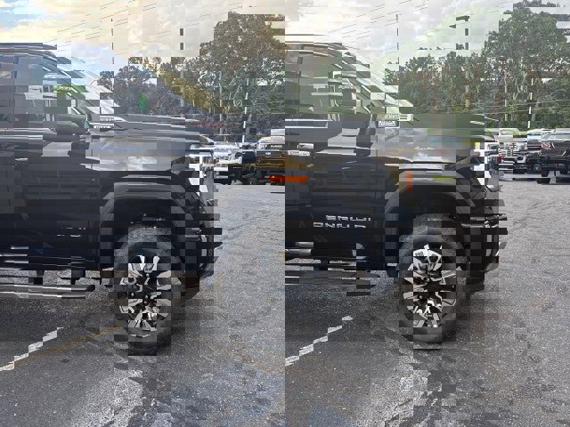 New 2025 GMC Sierra 2500 Denali w/ Denali Reserve Package image 4