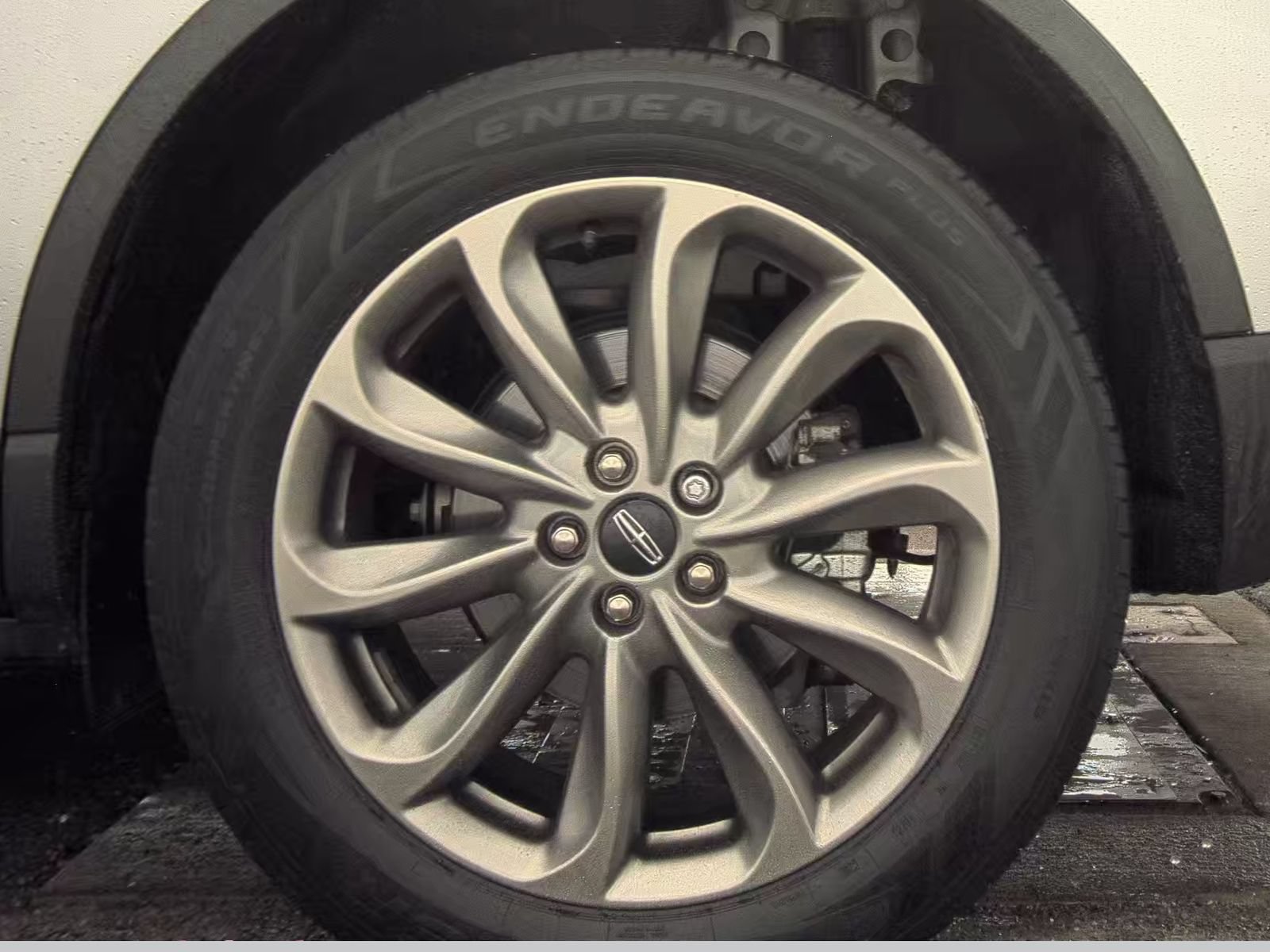Used 2020 Lincoln Corsair AWD w/ Premium Package image 17