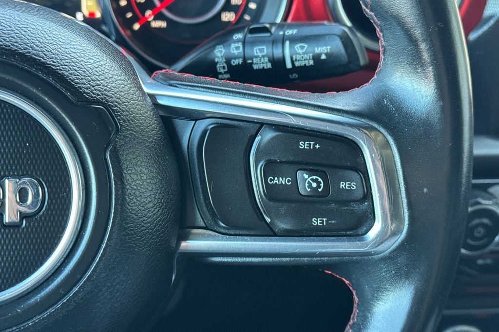 Used 2018 Jeep Wrangler Unlimited Rubicon image 29