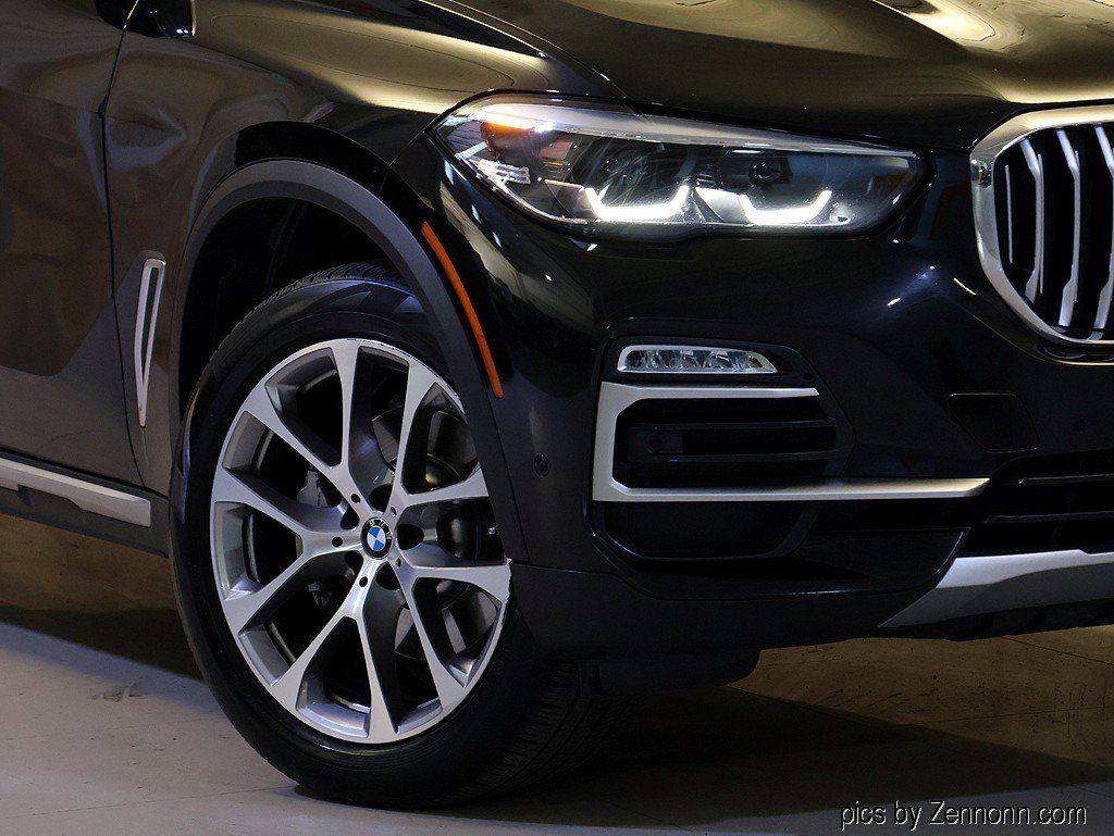 Used 2019 BMW X5 xDrive40i w/ Convenience Package AWD/4WD image 3