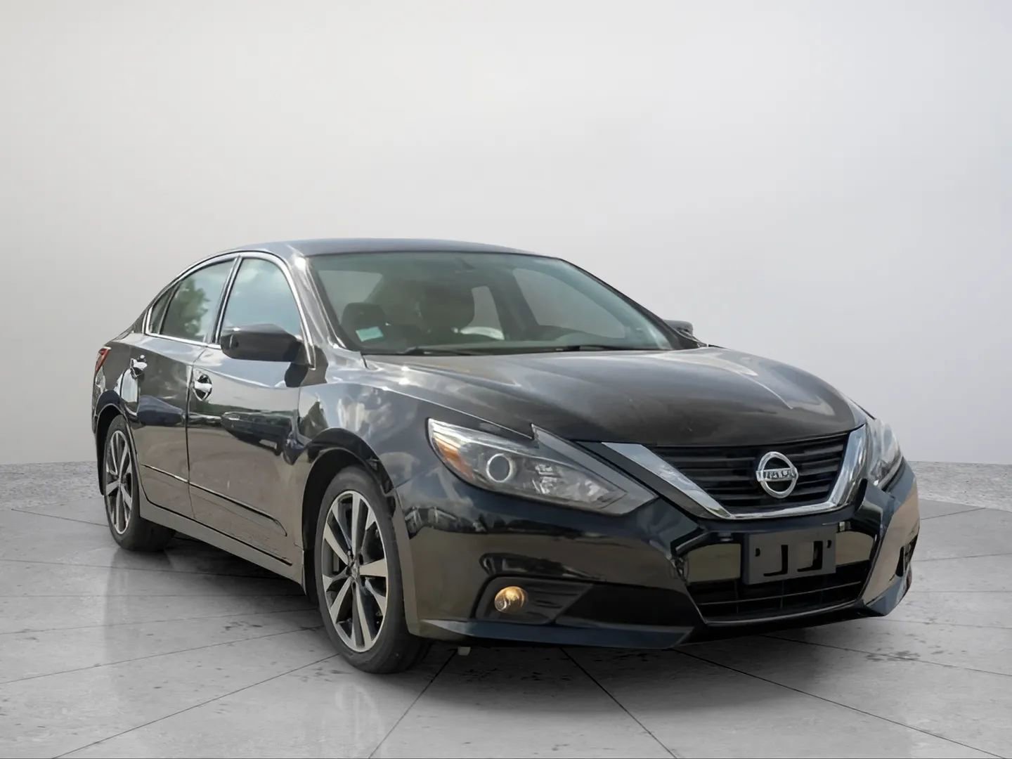Used 2016 Nissan Altima 2.5 SR image 10
