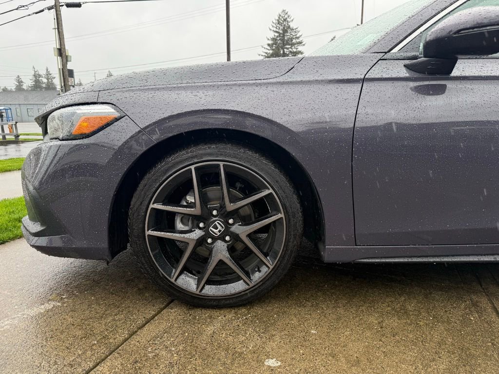 Used 2024 Honda Civic Sport Touring image 5