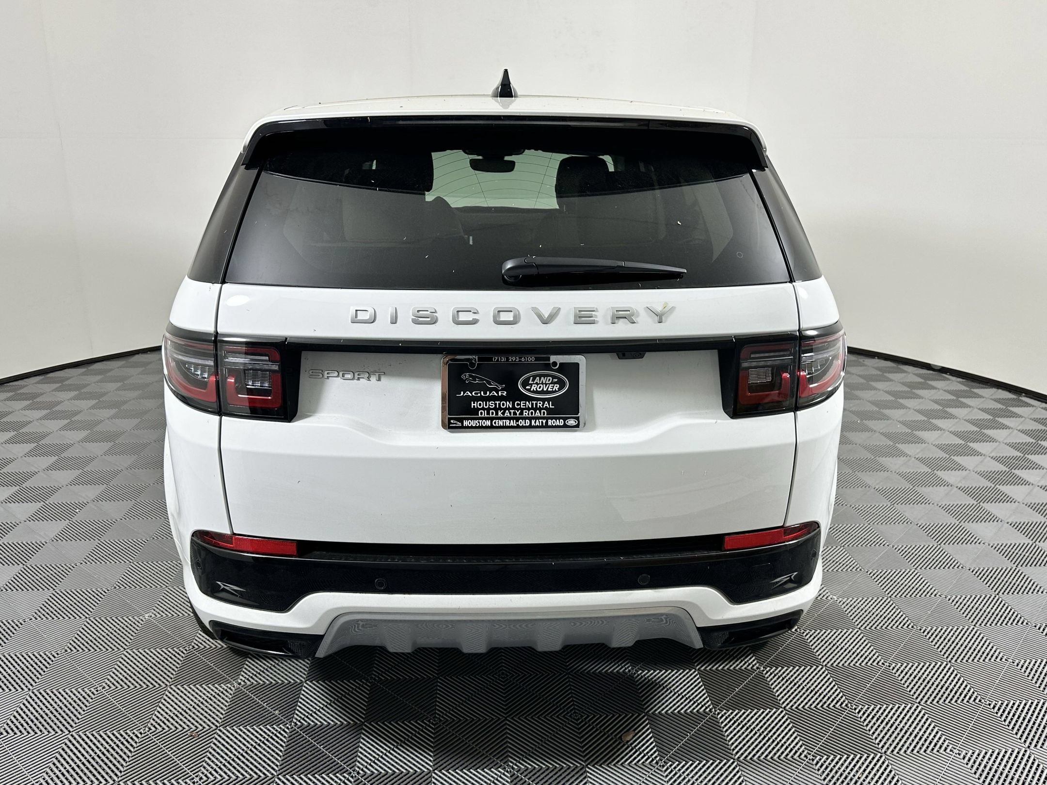 Certified 2025 Land Rover Discovery Sport S AWD/4WD image 8