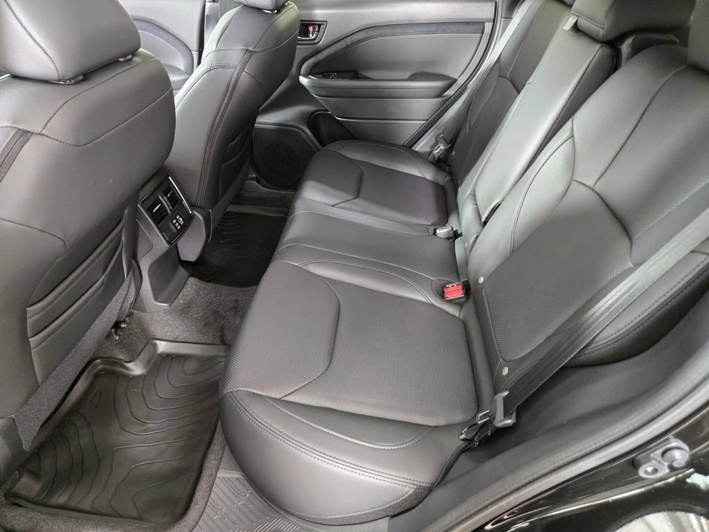 New 2026 Subaru Forester Limited AWD/4WD image 12