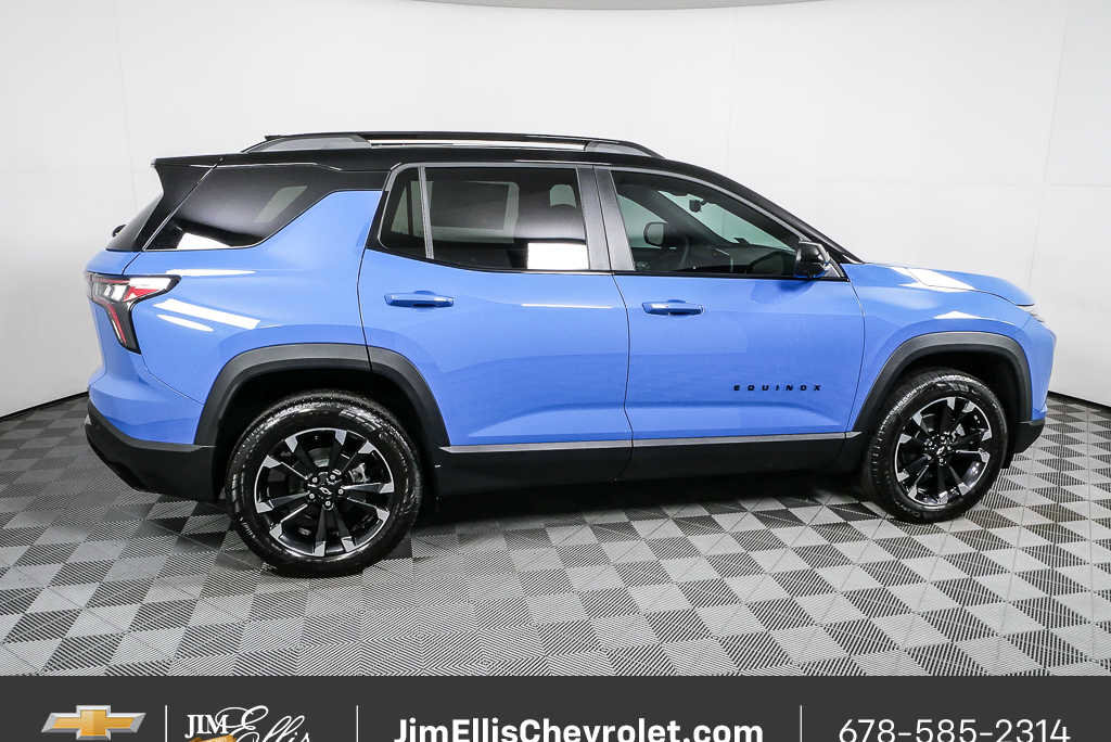 New 2026 Chevrolet Equinox RS w/ Convenience Package III image 2