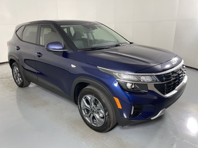 New 2026 Kia Seltos LX image 2