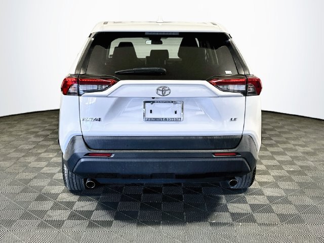 Certified 2023 Toyota RAV4 LE FWD image 7