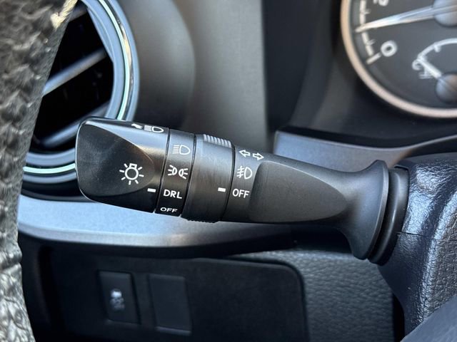 Used 2020 Toyota Tacoma TRD Off-Road w/ Technology Package image 26