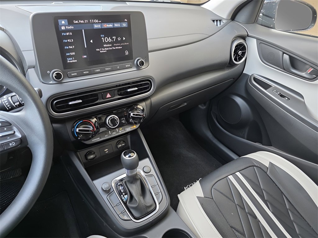 Used 2023 Hyundai Kona SEL image 29