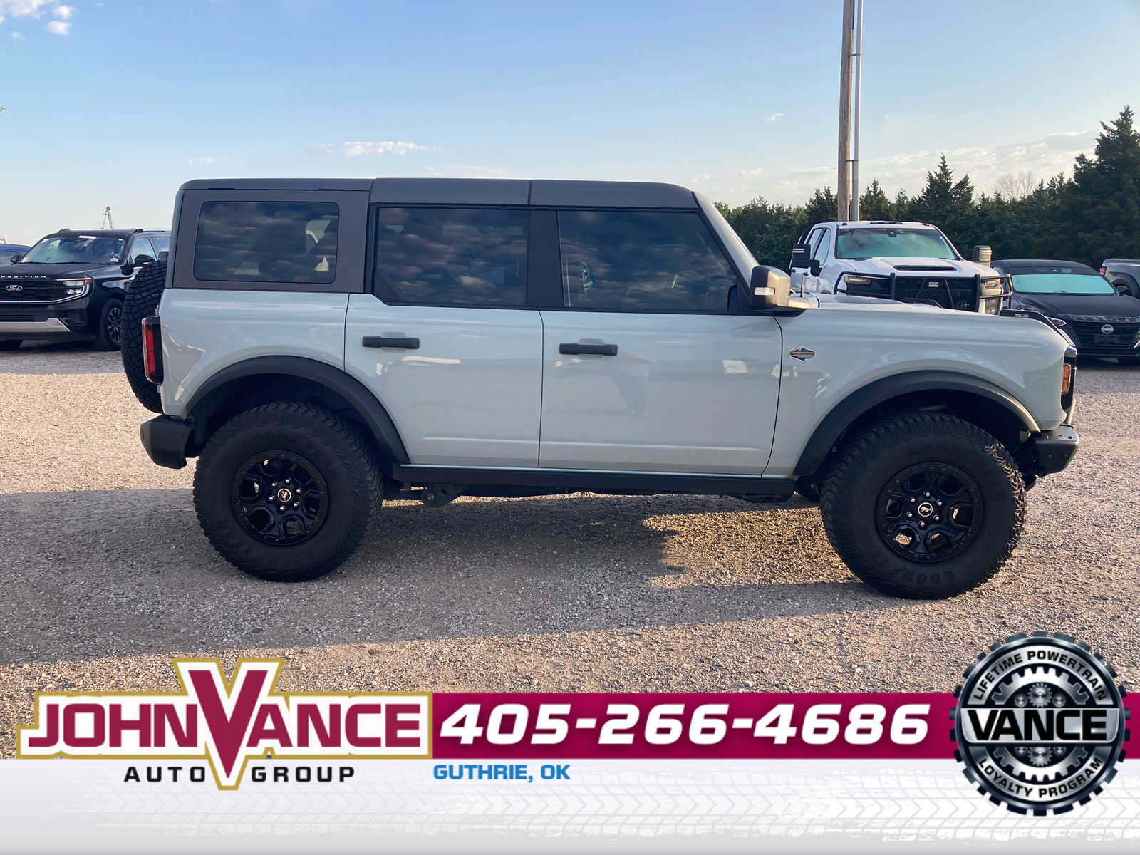 Used 2023 Ford Bronco Wildtrak AWD/4WD image 8