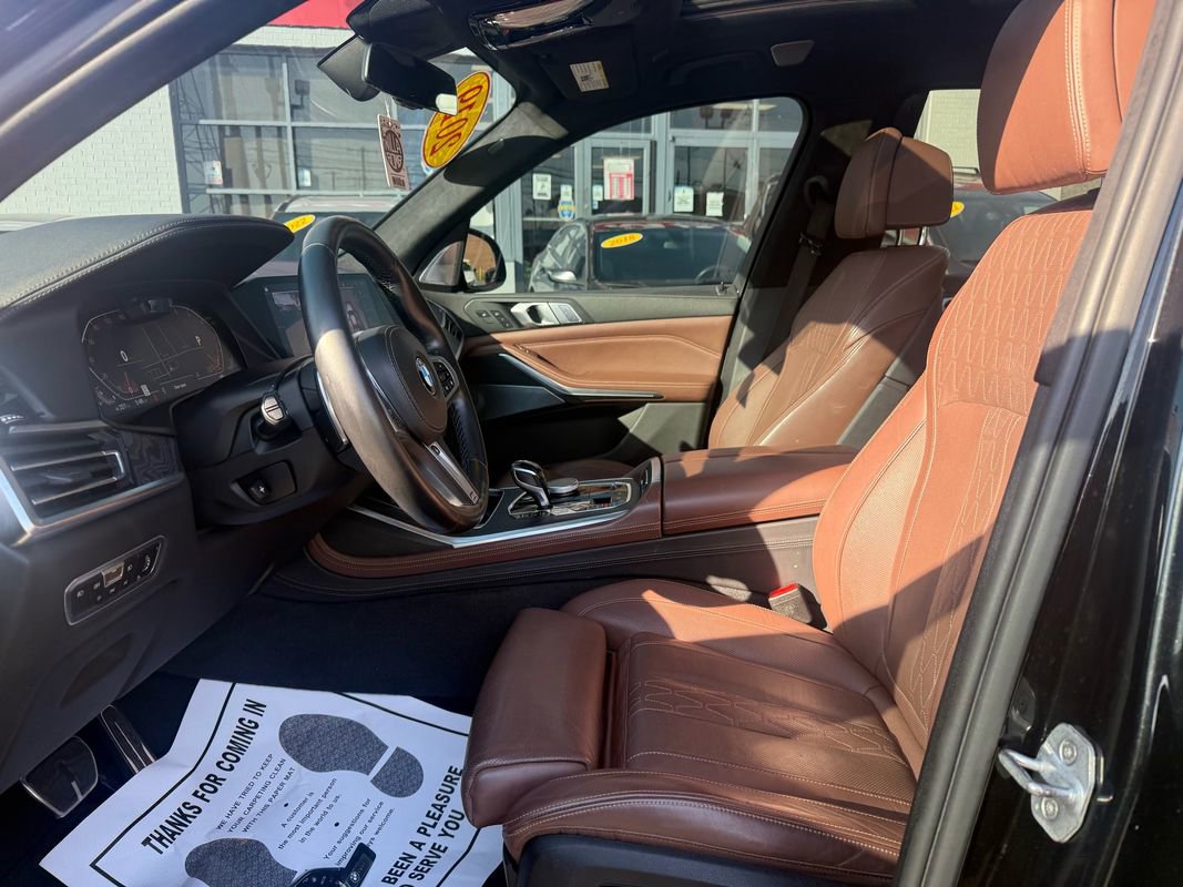 Used 2019 BMW X7 xDrive50i w/ M Sport Package AWD/4WD image 40