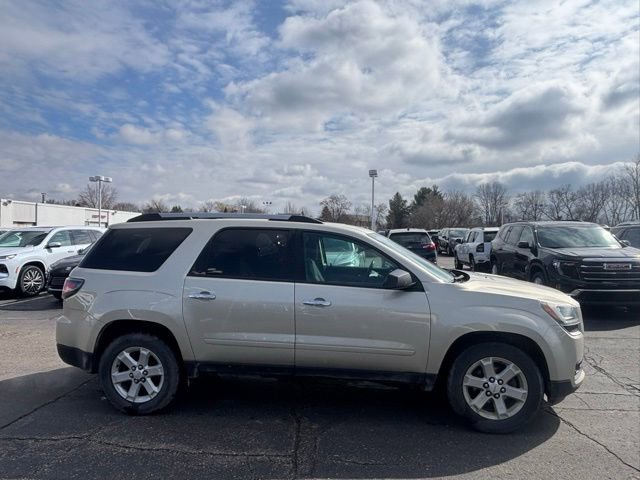 Used 2015 GMC Acadia SLE image 4