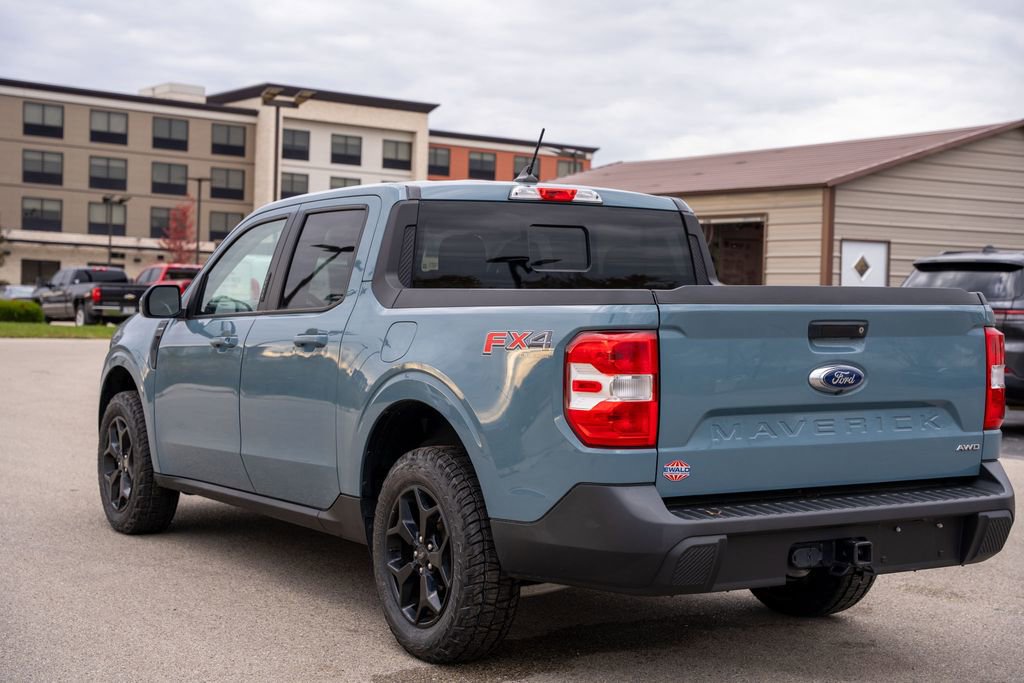 Used 2022 Ford Maverick Lariat w/ Equipment Group 500A Standard image 5