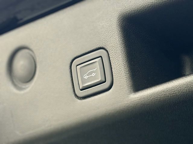 Certified 2024 Chevrolet Equinox LT w/ LPO, Floor Liner Package image 26