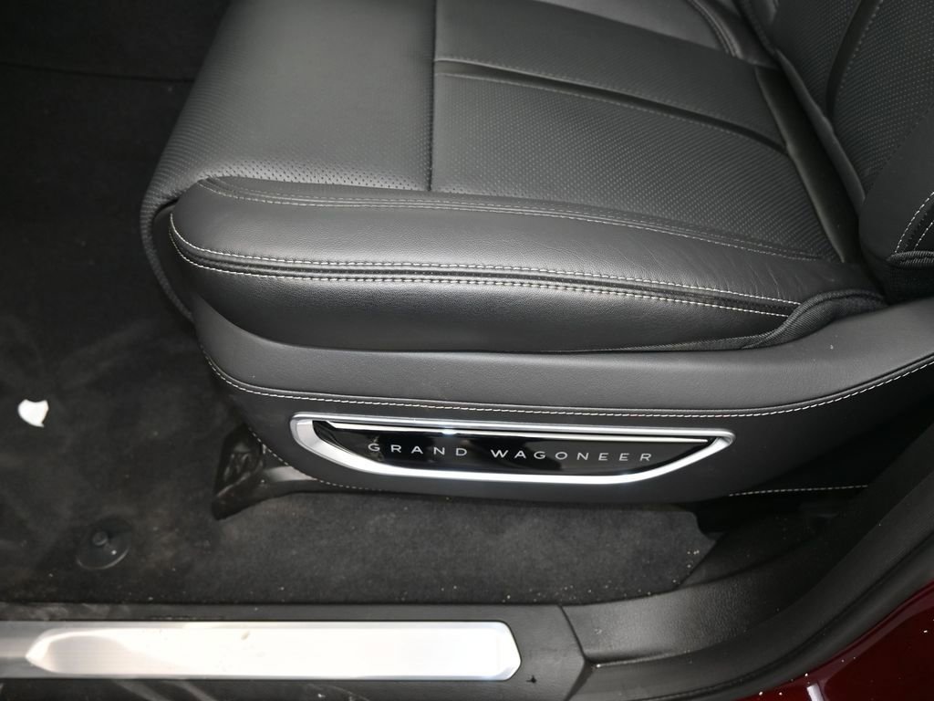 New 2026 Jeep Grand Wagoneer L Summit image 16