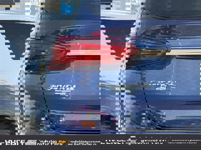 Used 2019 Hyundai Santa Fe SE image 10