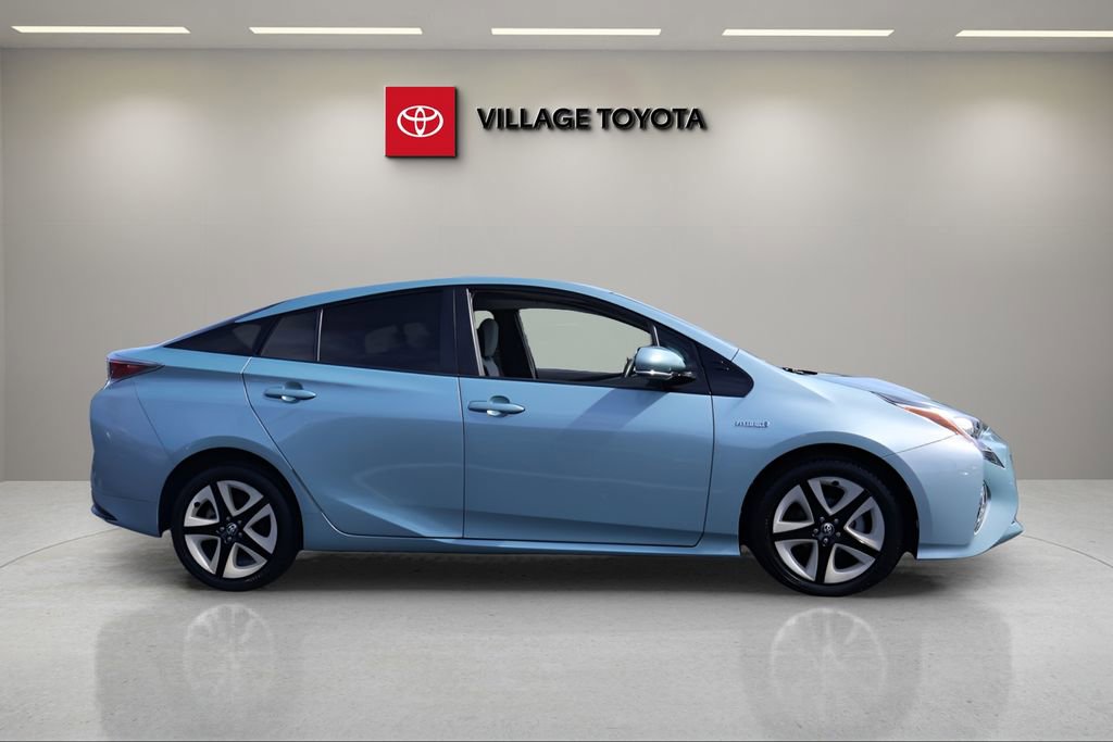 Certified 2016 Toyota Prius Four Touring image 6