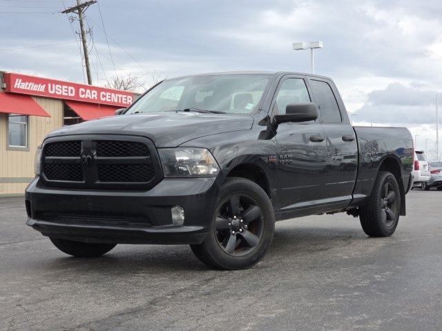 Used 2015 RAM 1500 Express w/ Black Ram 1500 Express Group image 2