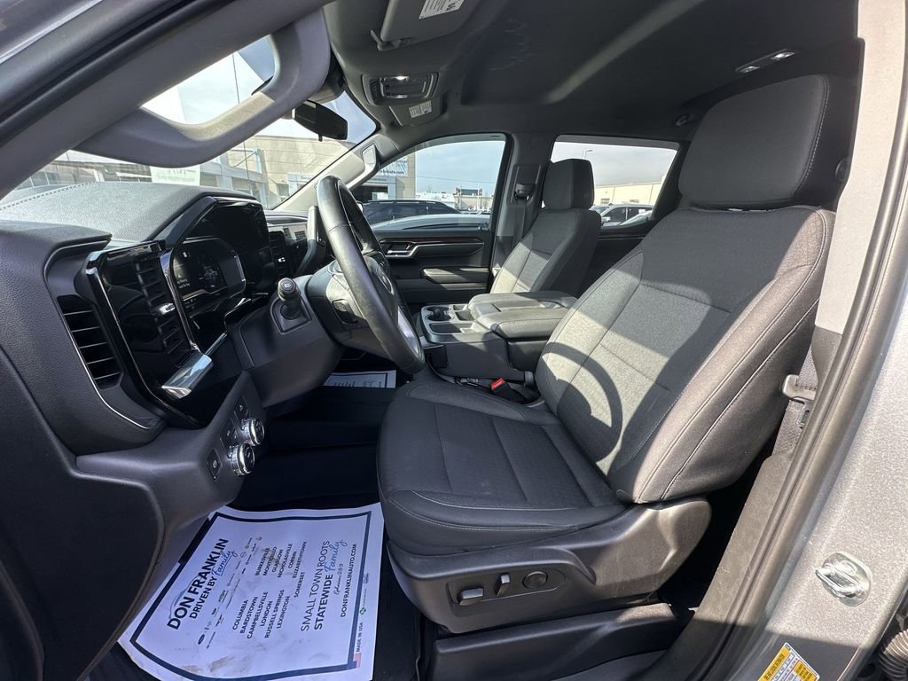 Used 2023 GMC Sierra 1500 Elevation image 11