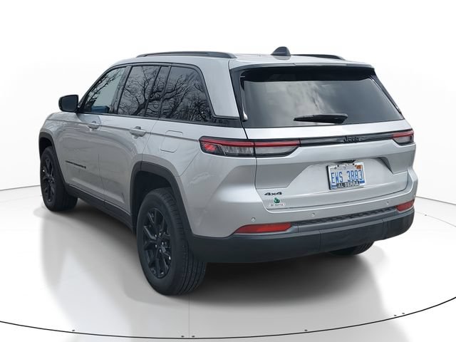 New 2026 Jeep Grand Cherokee Altitude AWD/4WD image 3