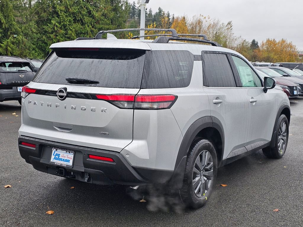 New 2025 Nissan Pathfinder SV w/ SV Premium Package image 5