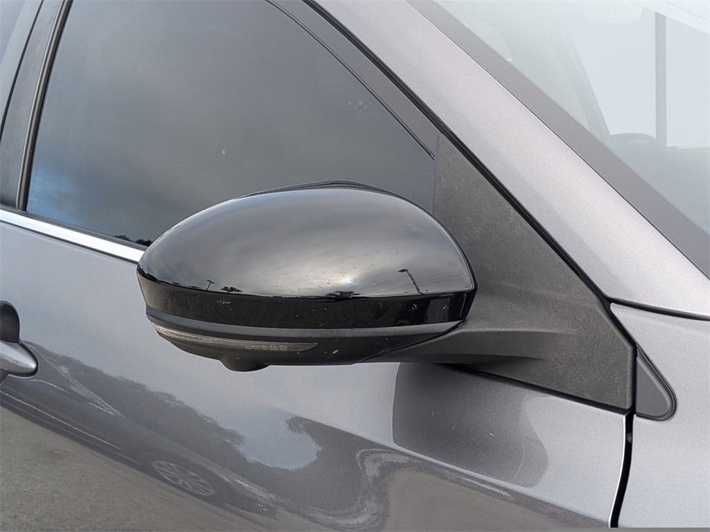 Used 2023 Nissan Sentra SR w/ SR Premium Package image 10