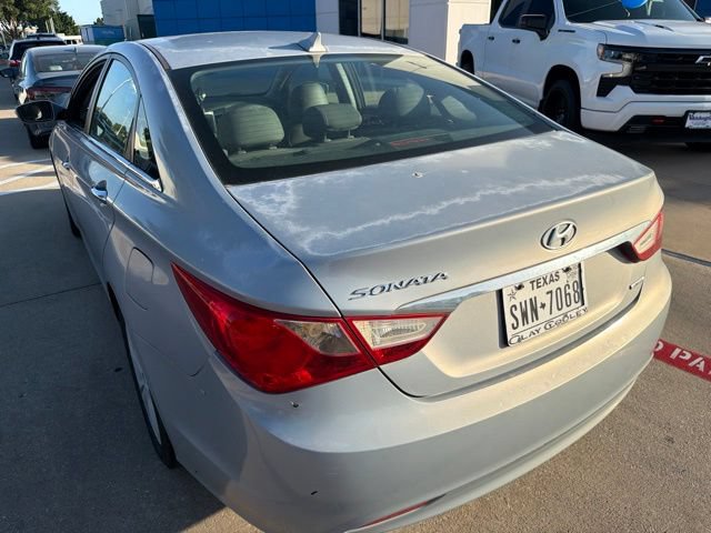 Used 2011 Hyundai Sonata Limited w/ Navigation Pkg 5 FWD image 7